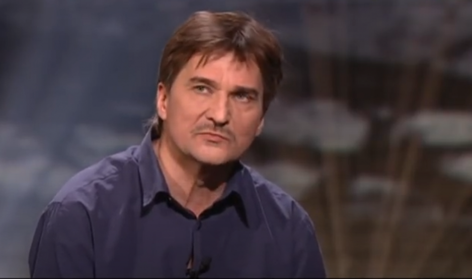  Москва простится с режиссером Юрием Бутусовым перед похоронами в Петербурге